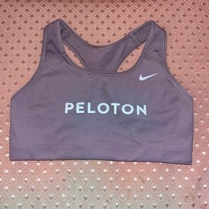 Nike Peloton Sports Bra NWOT